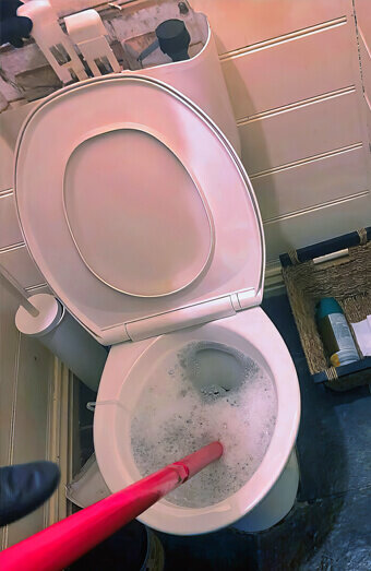 https://blockeddrainscanningvale.com.au/uploads/2025/07/blocked-toilet-74011.jpg