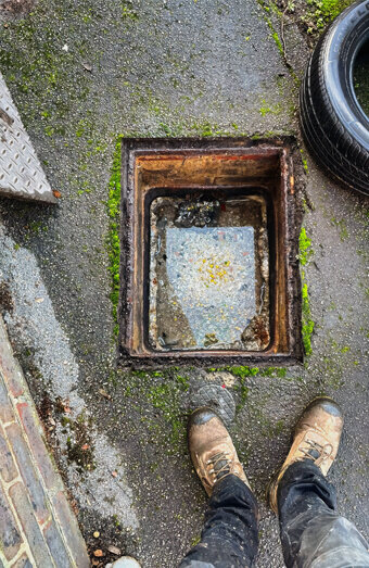 https://blockeddrainscanningvale.com.au/uploads/2025/07/hero-blocked-sewers-23761.jpg